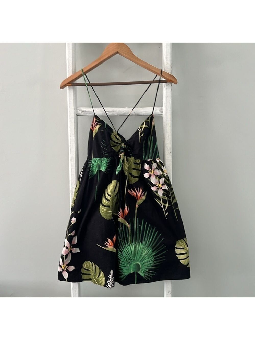 Zara Trafaluc tropical print cut out tie front sundress size medium - Picture 3 of 11